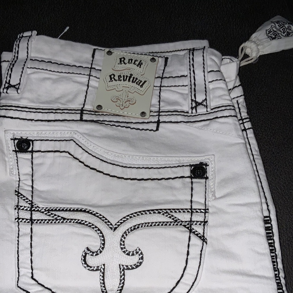 Men’s rock revival men’s jeans size 40